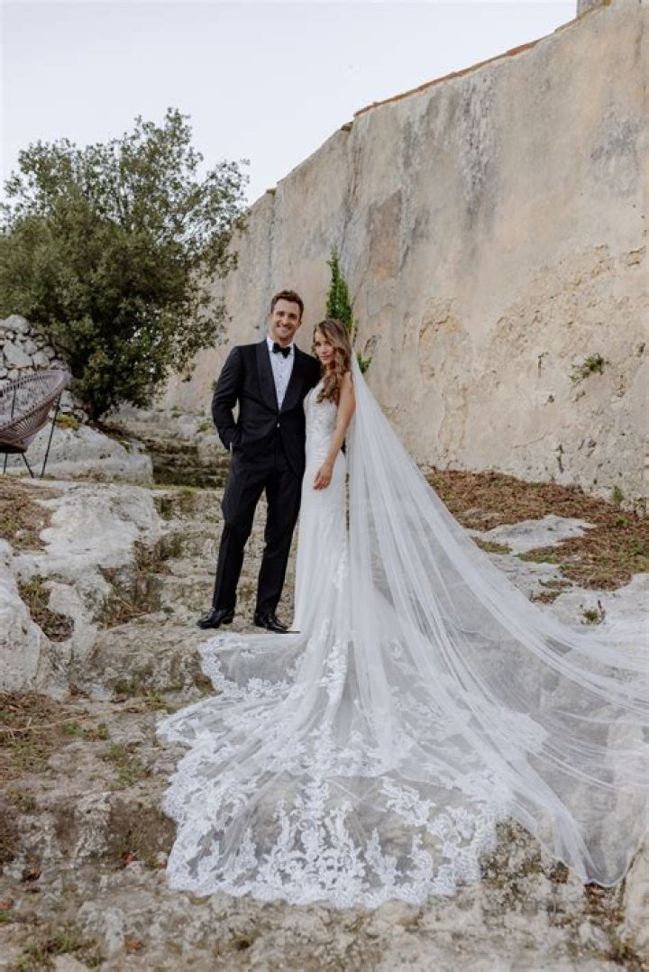 Unveiling The Secrets Of Matthew Hussey's Marriage: Insights And Discoveries